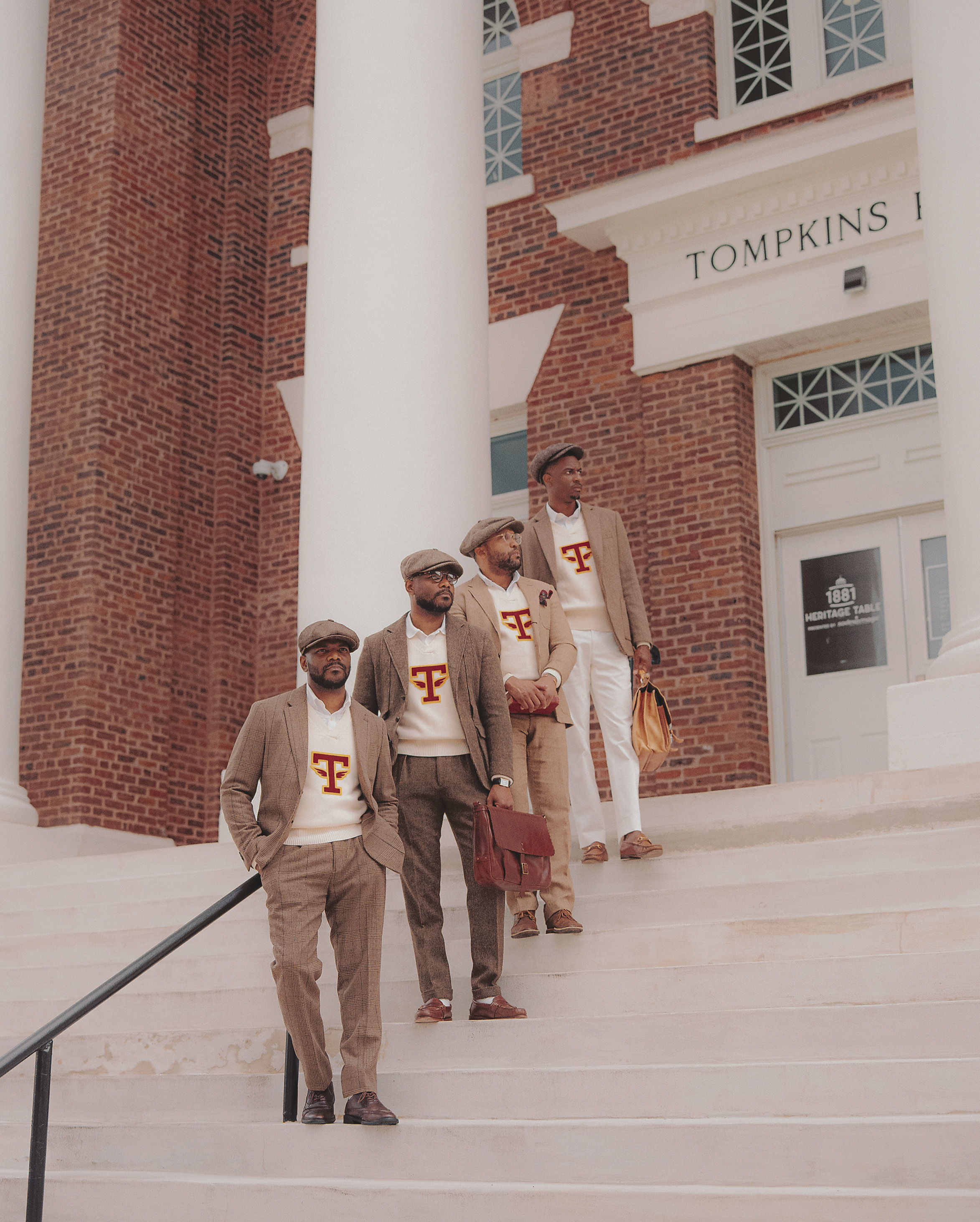 356252001229-R1-E003